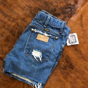 Wrangler Distressed Shorts